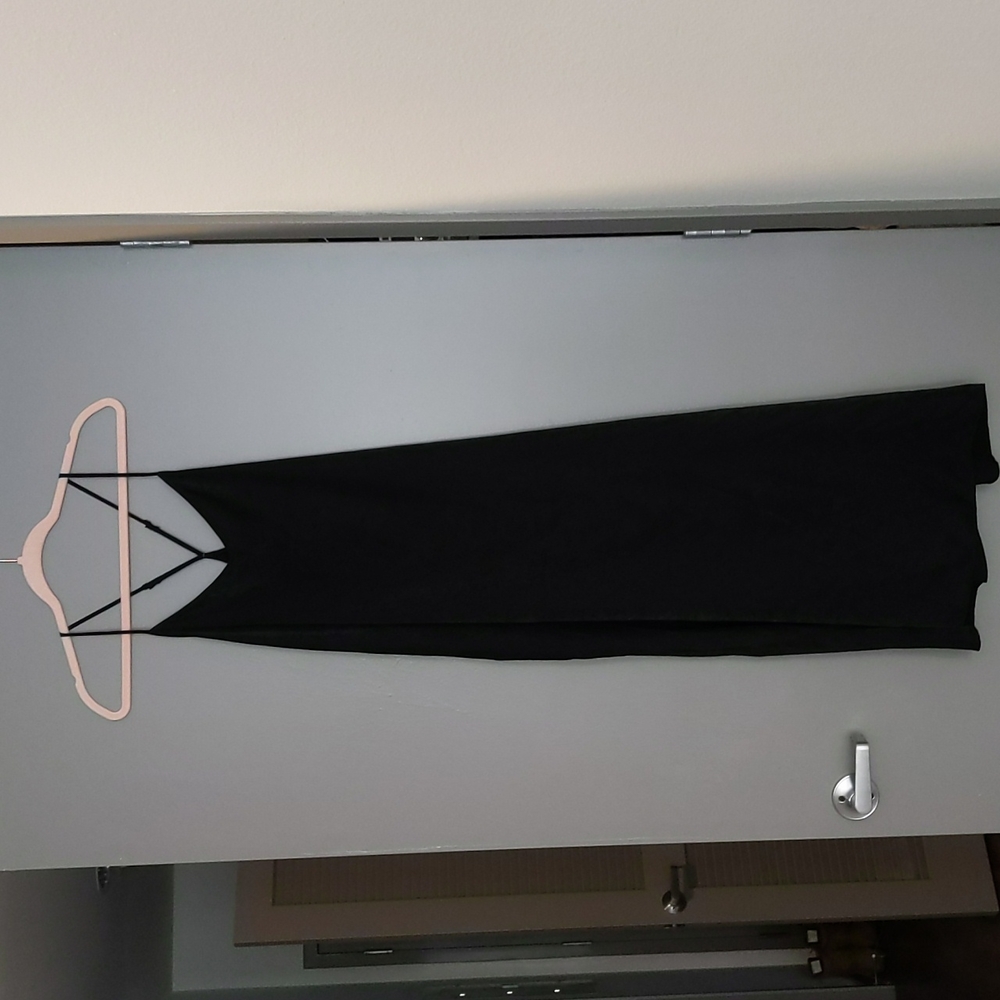 Women's maxi black dress